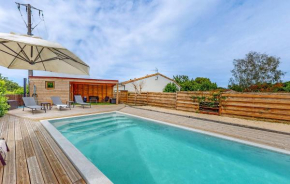 Pet Friendly Home In Prayssas With Kitchen